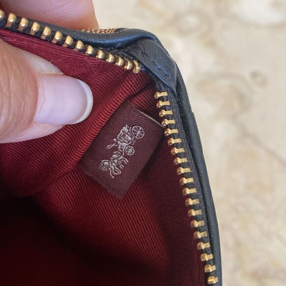 Coach Large Corner Zip Wristlet Wallet Signature Jacquard with Stripes- Unused - Picture 10 of 16